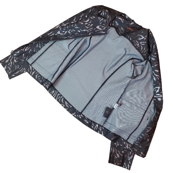 Dana Buchman Denim Blazer Jacket Front Zip O Neck Exotic Metallic Print Womens 4 - Picture 9 of 12